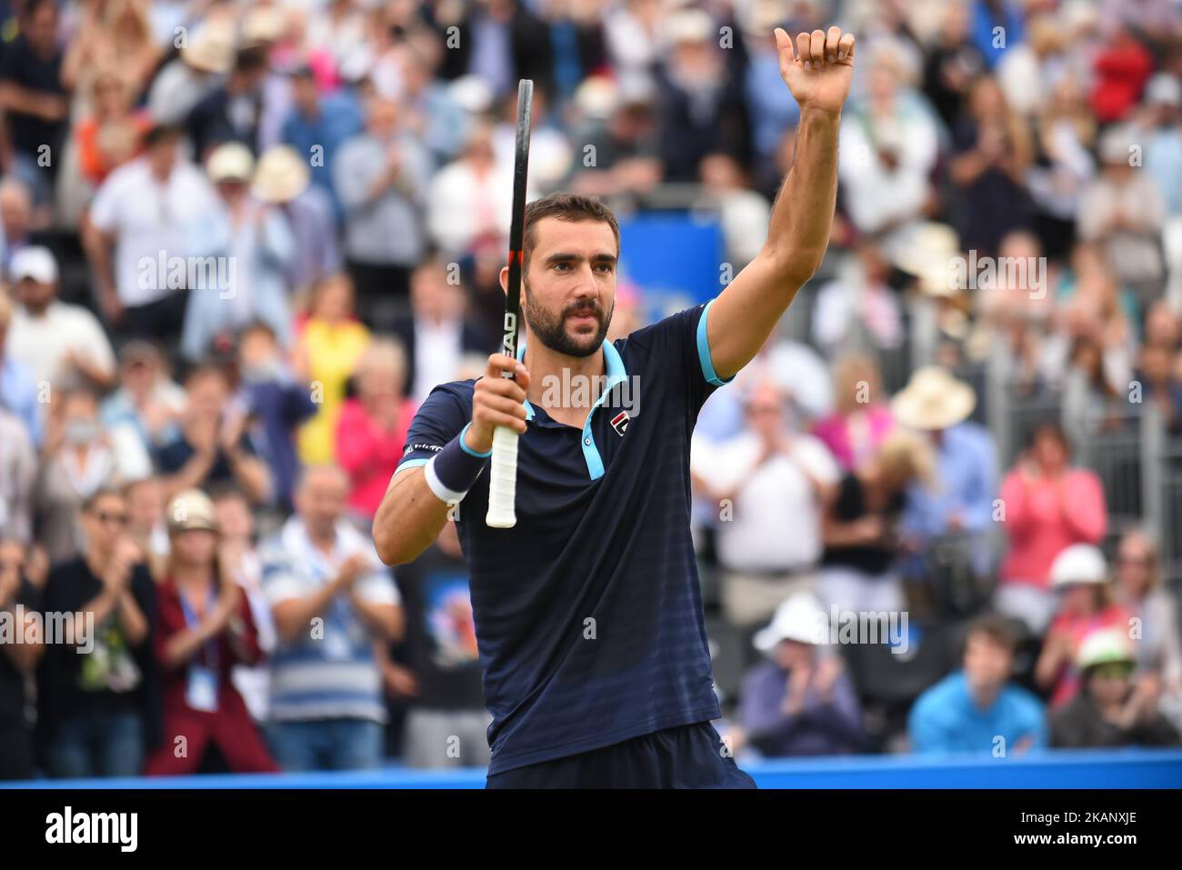 Marin Cilic in Croazia festeggia la vittoria della partita di tennis semifinale maschile contro il lussemburghese Gilles Muller al torneo di tennis ATP Aegon Championships al Queen's Club di Londra occidentale il 24 giugno 2017. (Foto di Alberto Pezzali/NurPhoto) *** Please use Credit from Credit Field *** Foto Stock