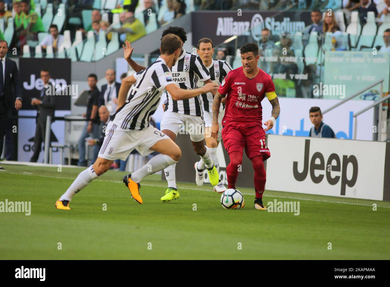 Diego Farias (Cagliari Calcio) in azione durante la Serie Una partita di calcio tra Juventus FC e Cagliari Calcio allo Stadio Allianz il 19 agosto 2017 a Torino. (Foto di Massimiliano Ferraro/NurPhoto) Foto Stock