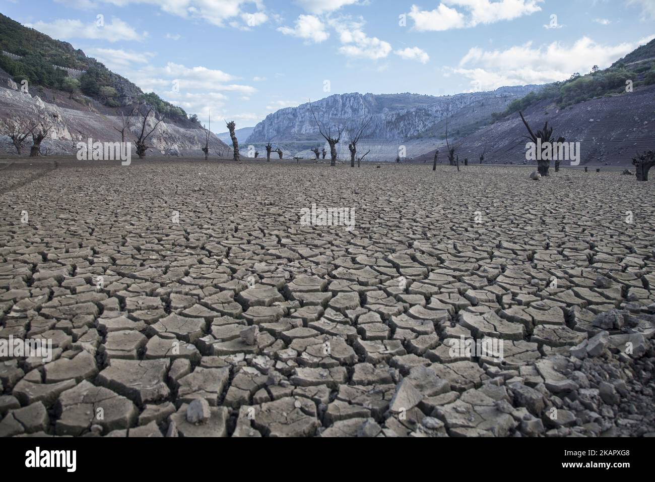 La Spagna è sulla strada della peggiore siccità degli ultimi 20 anni. Le paludi detengono meno della metà dell'acqua che possono immagazzinare, con il 47,93% delle riserve a Leon, Spagna il 1 settembre 2017. Nel nord del paese, il suo serbatoio principale raggiunge appena il 10%. (Foto di Alvaro Fuente/NurPhoto) Foto Stock