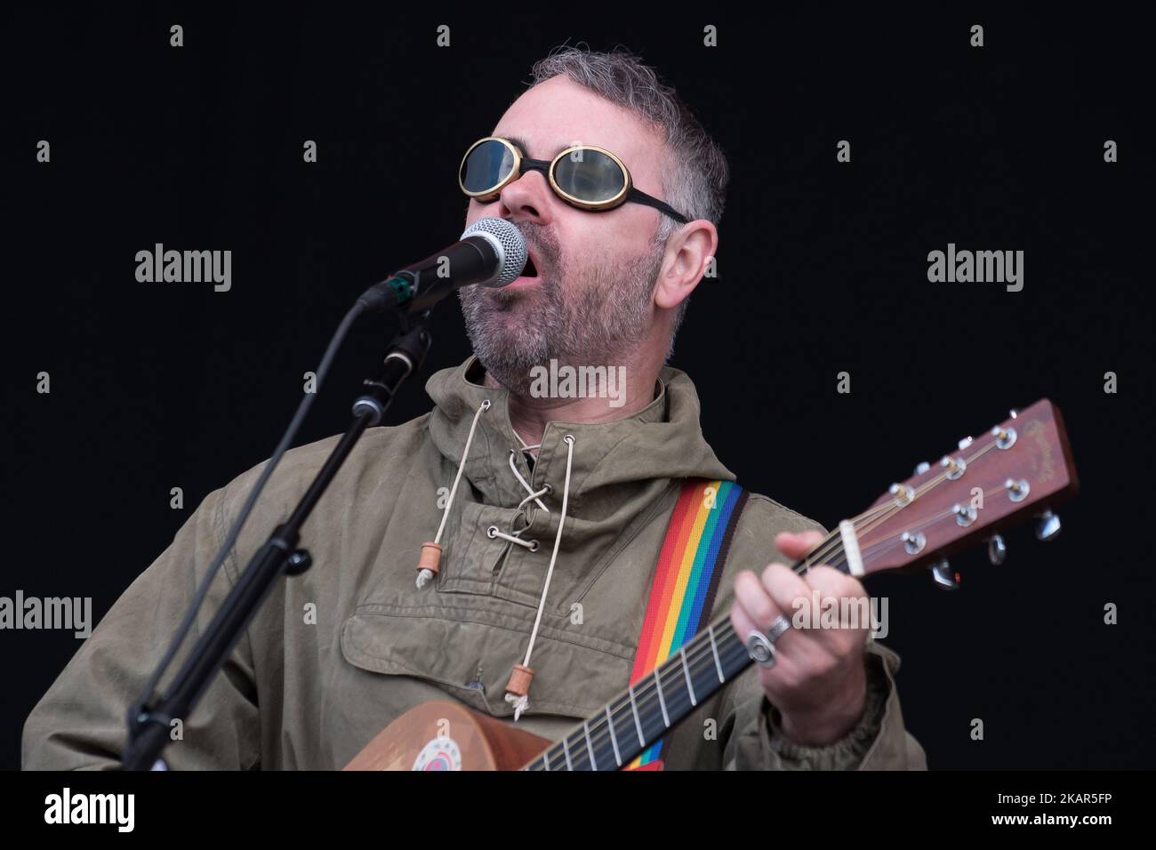 Il cantante scozzese Steve Mason suona sul palco all'OnBlackheath Festival, a Londra, Regno Unito, il 9 settembre 2017. (Foto di Alberto Pezzali/NurPhoto) Foto Stock