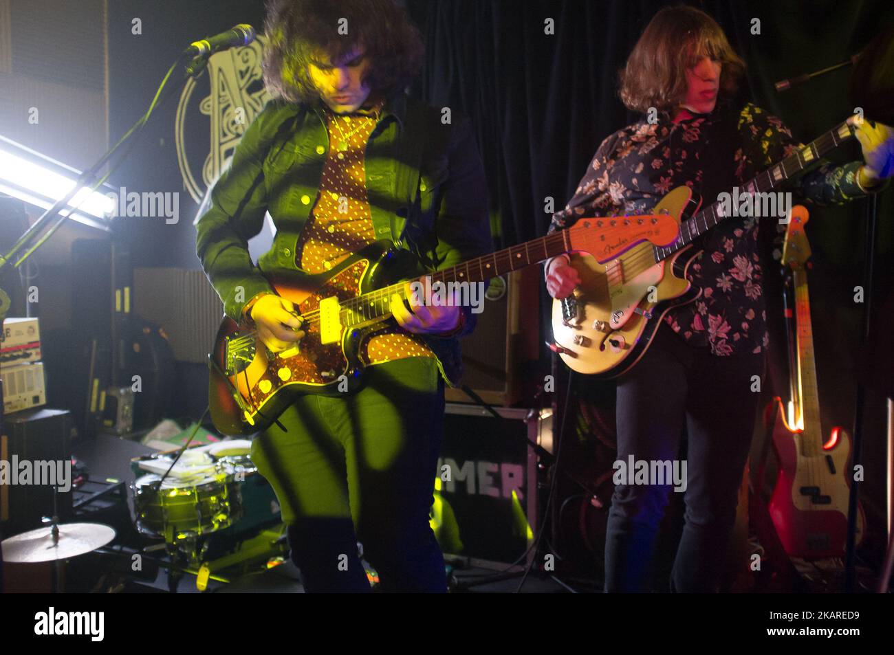 Band psichedelica indie britannica la Shimmer Band è stata vista sul palco mentre si esibiva a Nambucca, a Londra, il 19 settembre 2017. La Shimmer Band inizierà il suo primo tour nel Regno Unito. (Foto di Alberto Pezzali/NurPhoto) Foto Stock