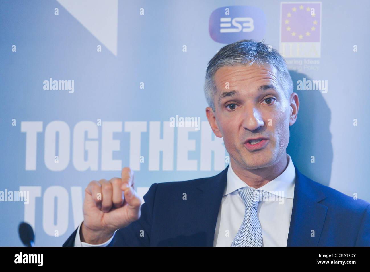 Christoph Frei, Segretario Generale e CEO del World Energy Council, presenta all'IIEA un discorso chiave sul futuro del settore energetico globale. Martedì 7 novembre 2017 a Dublino, Irlanda. (Foto di Artur Widak/NurPhoto) Foto Stock