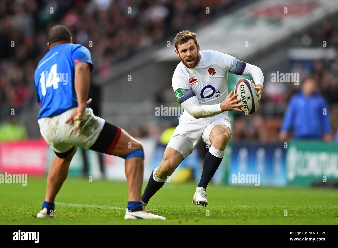 L'Inghilterra Elliot Daly durante l'Old Mutual Wealth Series tra l'Inghilterra contro Samoa allo stadio Twickenham , Londra il 25 novembre 2017 (Foto di Kieran Galvin/NurPhoto) Foto Stock