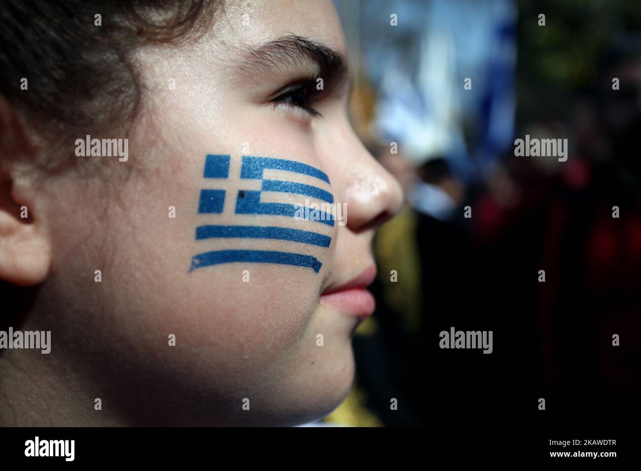 Un massiccio raduno in piazza Syntagma contro l'uso del termine Macedonia da parte della FYROM ad Atene, in Grecia, il 4 febbraio 2018. I manifestanti cercano di spingere il governo a non scendere a compromessi con la FYROM sul nome Macedonia. (Foto di Giorgos Georgiou/NurPhoto) Foto Stock