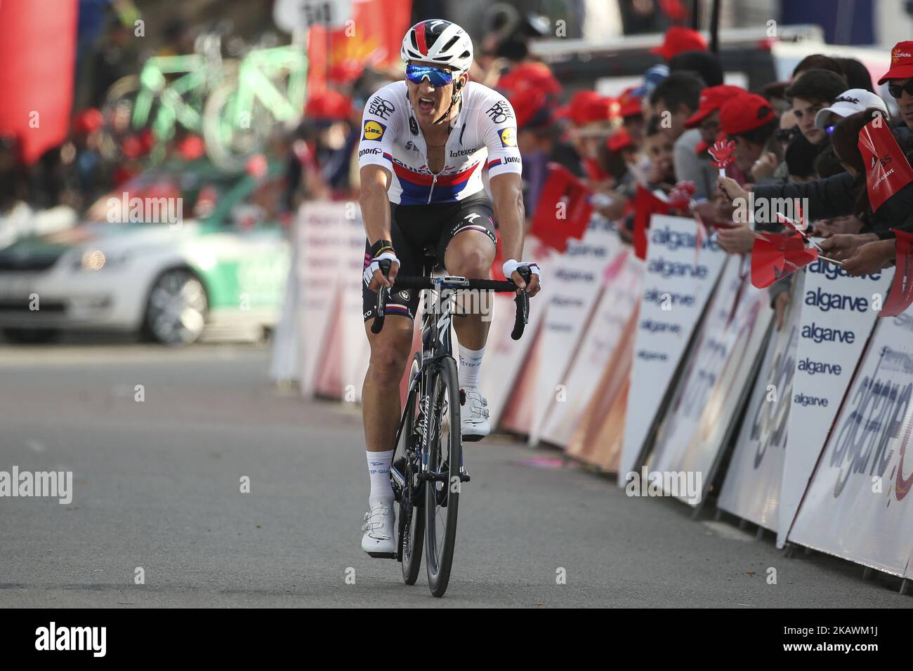 Zdenek Stybar dei piani Quick-Step durante la 5th tappa del Tour ciclistico dell'Algarve tra Faro e Alto do Malhao, il 18 febbraio 2018. (Foto di Filipe Amorim/NurPhoto) Foto Stock