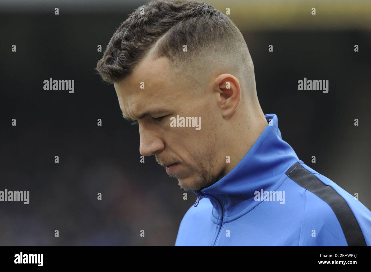 Ivan Perisic di Inter durante il warm-up prima della partita valida per i Campionati di Calcio Italiano - Serie A 2017-2018 tra FC Inter e FC Bologna allo stadio San Siro – Giuseppe Meazza il 11 febbraio 2018 a Milano. (Foto di Omar Bai/NurPhoto) Foto Stock