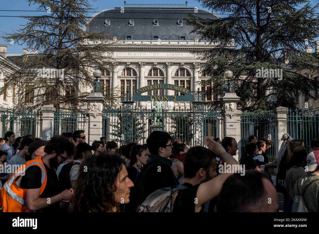 Dimostrazione degli studenti contro la selezione presso l'università e la legge ORE a Lione, Francia, il 09 maggio 2018. Più di 300 studenti hanno marciato per le strade della città oltre l'Università Lumière Lione 2 e il rectorato prima di partecipare a un incontro generale. (Foto di Nicolas Liponne/NurPhoto) Foto Stock