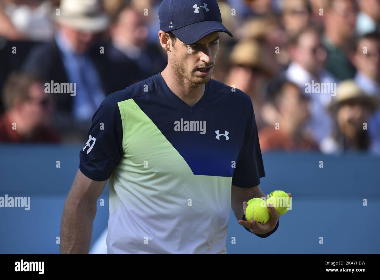 Andy Murray in Gran Bretagna reagisce ai Nick Kyrgios australiani durante la loro prima partita maschile di single al torneo ATP Queen's Club Championships di tennis nella parte ovest di Londra, Regno Unito, il 19 giugno 2018. Andy Murray in Gran Bretagna è stato battuto 2-6, 7-6 (7/4), 7-5 dall'australiano Nick Kyrgios nel primo turno del Queen's Club. (Foto di Alberto Pezzali/NurPhoto) Foto Stock