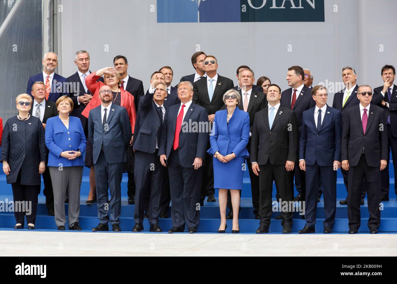 I capi di governo dei paesi membri della NATO alla cerimonia di apertura del vertice della NATO 2018 di fronte alla sede della NATO a Bruxelles, in Belgio, il 11 luglio 2018. (Foto di Dominika Zarzycka/NurPhoto) Foto Stock