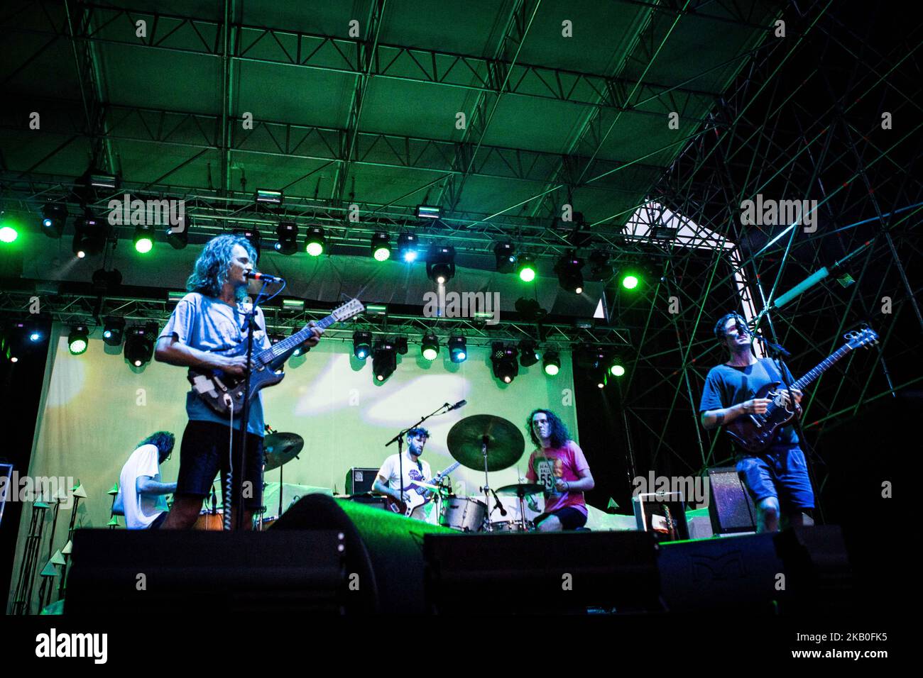 La band psichedelica rock australiana King Gizzard & The Lizard Wizard ha mostrato sul palco mentre si esibiscono al Festival 2018 di Torino il 24 agosto 2018. (Foto di Roberto Finizio/NurPhoto) Foto Stock