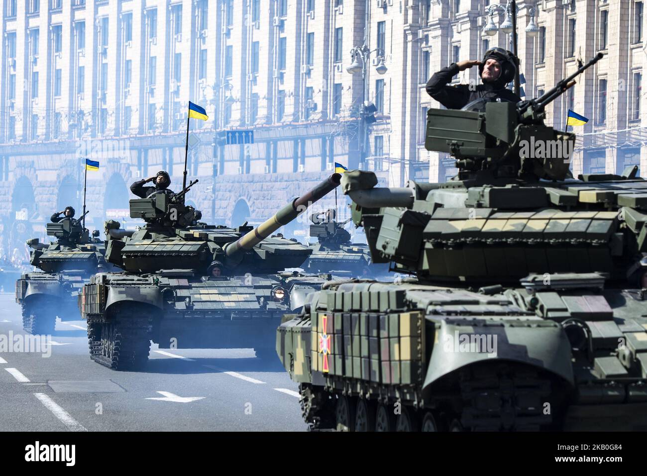 I carri armati ucraini partecipano a una parata che segna le celebrazioni del 'giorno dell'Indipendenza' in Piazza dell'Indipendenza di Kyiv, Ucraina, 24 agosto 2018 (Foto di Maxym Marusenko/NurPhoto) Foto Stock