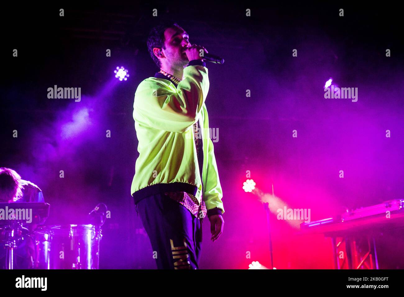Il cantante e cantautore italiano Cosmo ha raffigurato sul palco in occasione dell'attuale Festival 2018 di Torino (Foto di Roberto Finizio/NurPhoto) Foto Stock