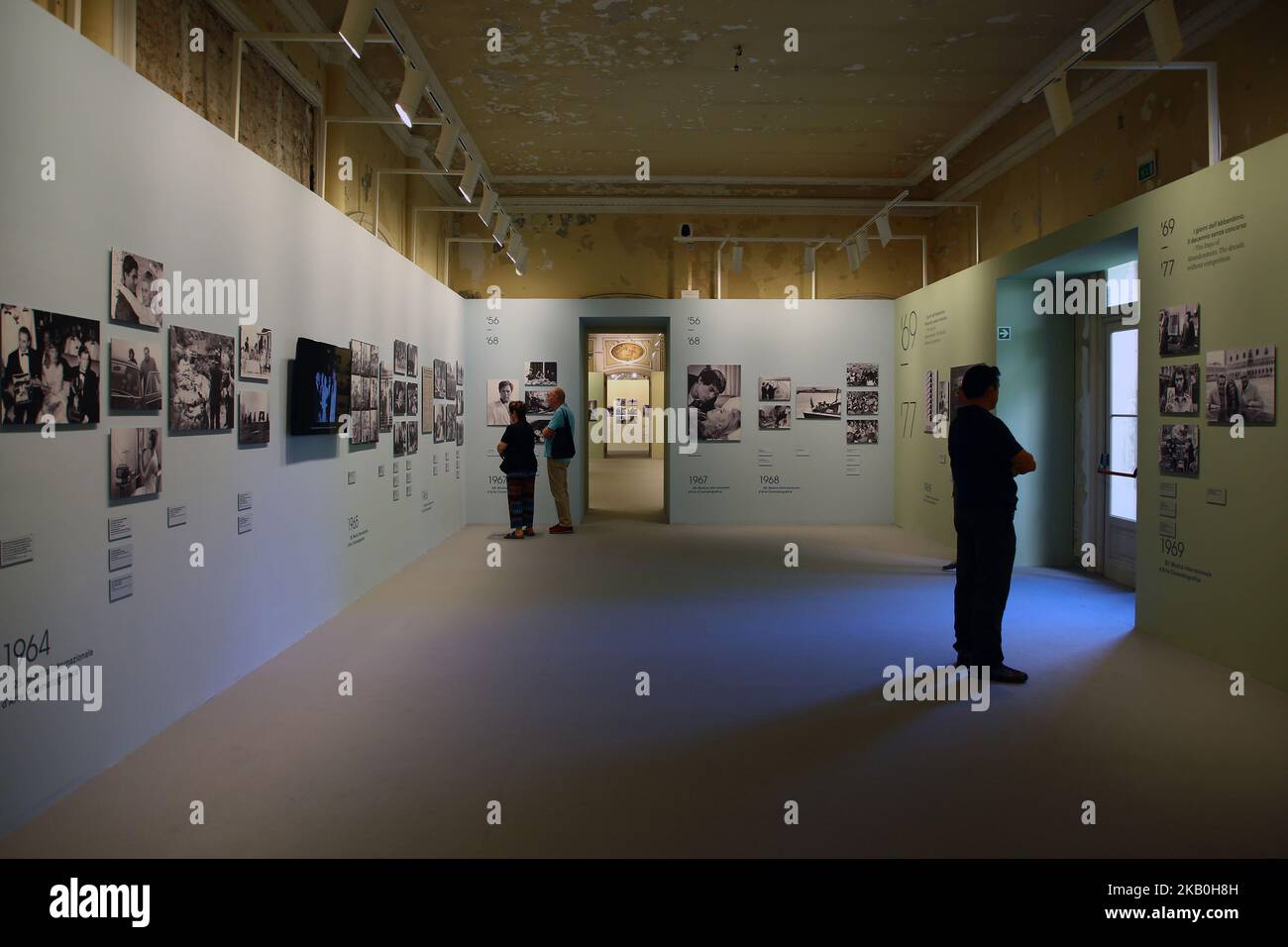 Hotel Des Bains (Lido), con materiale dell'Archivio storico della Biennale. In occasione del Festival Internazionale del Cinema di Venezia 75th, presso l'Hotel Des Bains al Lido, la Biennale di Venezia organizzerà, con la collaborazione di COIMA SGR, E a nome del Fondo Lido di Venezia II una mostra sulla storia del Festival del Cinema di Venezia, con materiale dell'Archivio storico della Biennale, dal titolo il Cinema in Mostra. VOLTI e immagini dalla Mostra Internazionale darte Cinematografica 1932 2018. (Foto di Matteo Chinellato/NurPhoto) Foto Stock