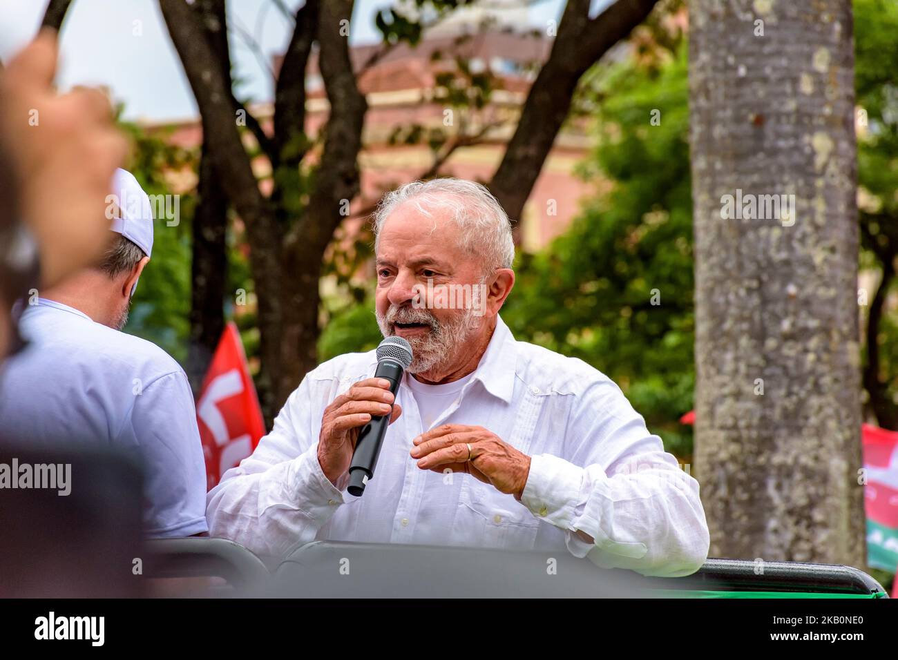 Lula, presidente del Brasile durante la sua campagna per essere rieletto presidente del Brasile nel mese di ottobre 2022 in un raduno tenutosi nella città di Belo Horizonte, stat Foto Stock