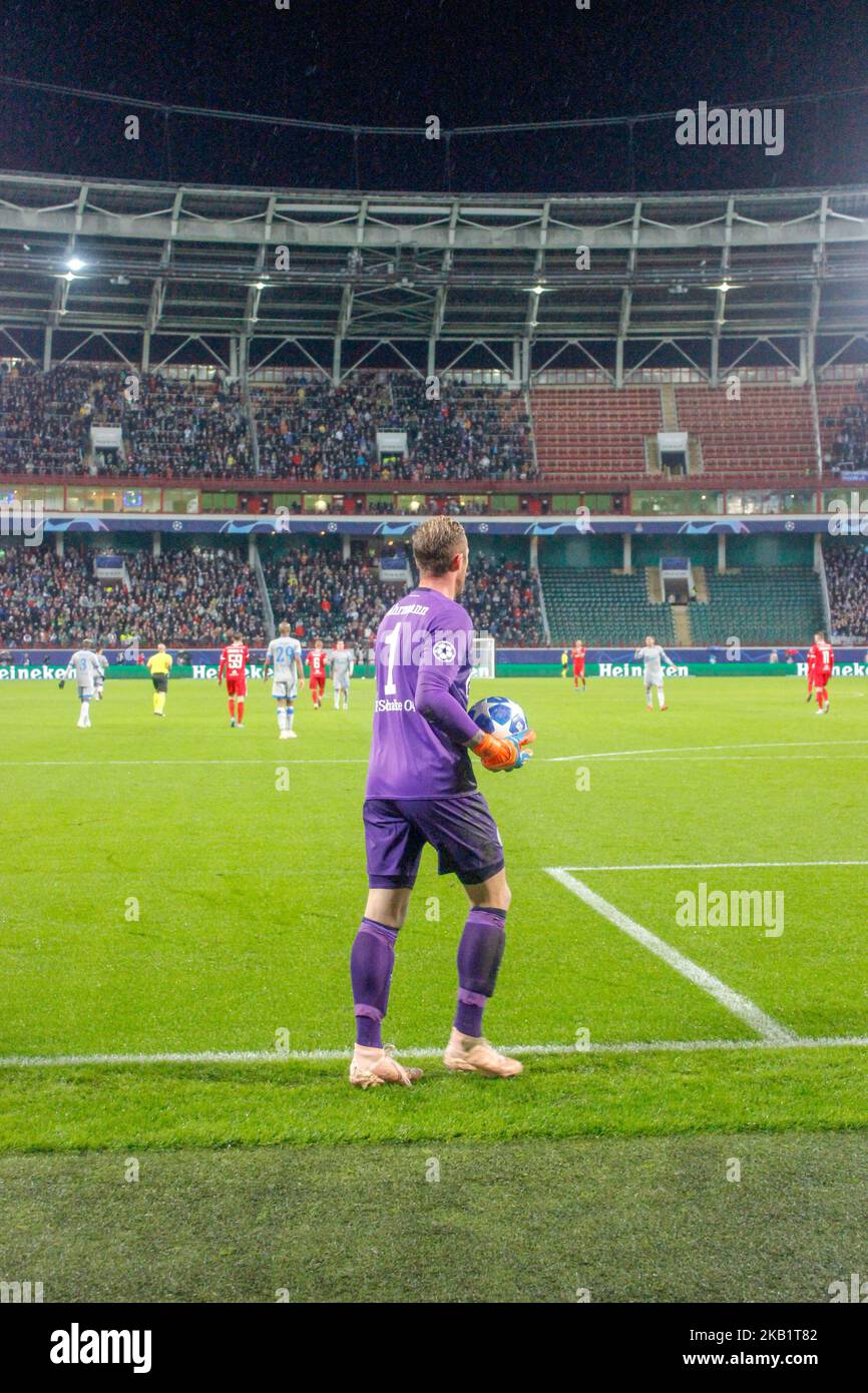 Il portiere di Schalke Ralf Fährmann durante la partita di gruppo D della UEFA Champions League tra il FC Lokomotiv Moscow e il FC Schalke 04 allo stadio Lokomotiv il 3 ottobre 2018 a Mosca, Russia. (Foto di Alex Cavendish/NurPhoto) Foto Stock