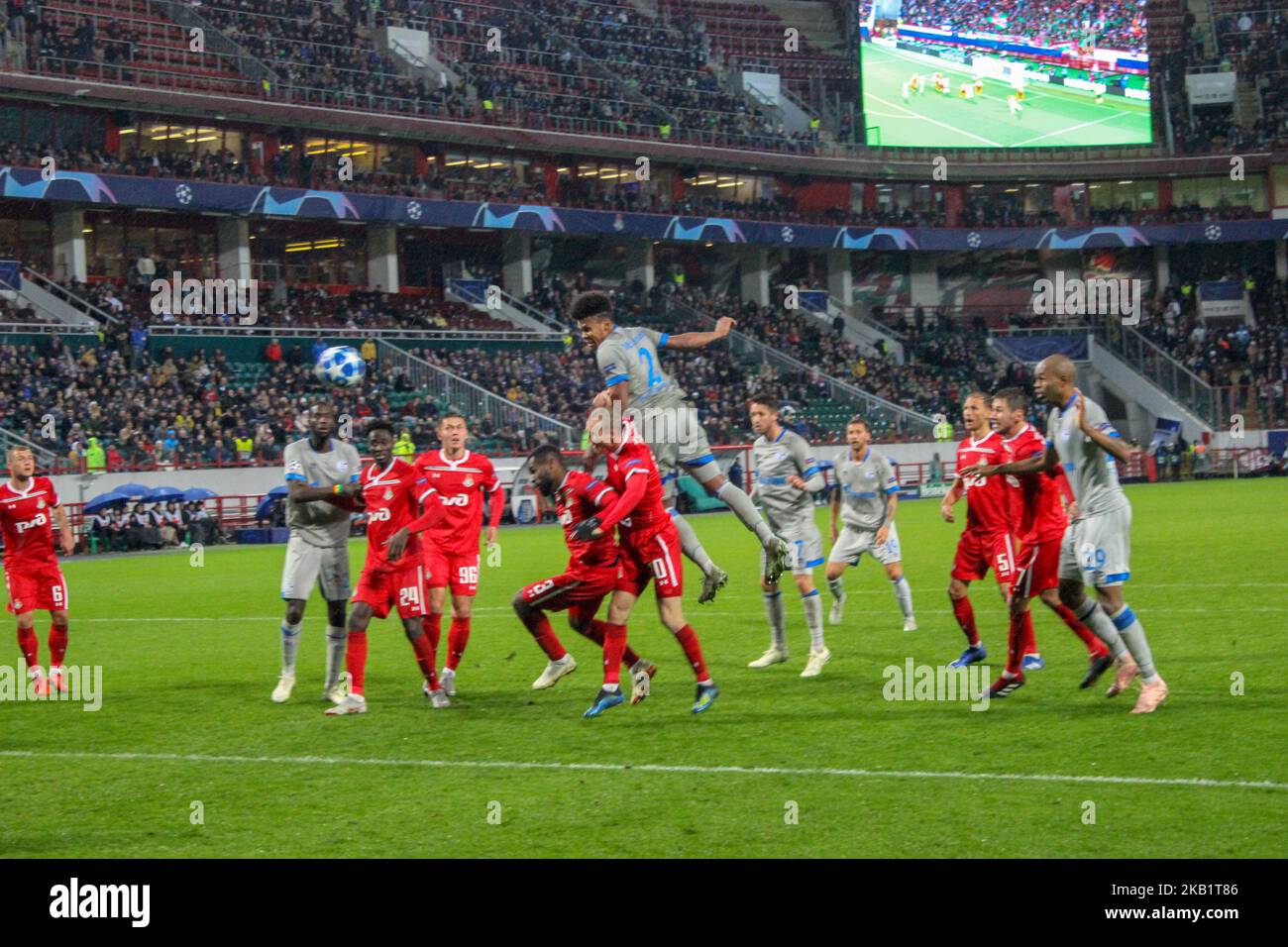 Il Weston McKennie di Schalke segna un gol durante la partita di gruppo D della UEFA Champions League tra il FC Lokomotiv Moscow e il FC Schalke 04 allo stadio Lokomotiv il 3 ottobre 2018 a Mosca, Russia. (Foto di Alex Cavendish/NurPhoto) Foto Stock