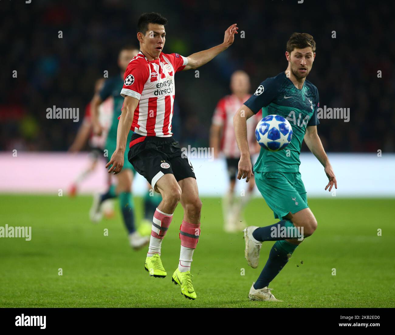 Eindhoven, Paesi Bassi. Ottobre 24. 2018 Hirving Lozano del PSV Eindhoven durante la partita di UEFA Champion League Group B tra PSV Eindhoven e Tottenham Hotspur allo stadio Phillips di Eindhoven, Paesi Bassi, il 24 ottobre 2018. (Foto di Action Foto Sport/NurPhoto) Foto Stock