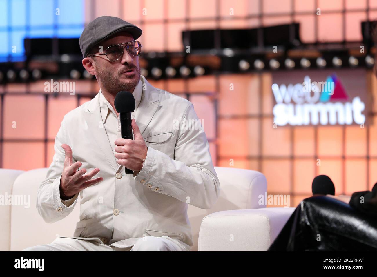 Darren Aronofsky, direttore di Protozoa Pictures, interviene durante il Web Summit 2018 a Lisbona, Portogallo, il 5 novembre 2018. ( Foto di Pedro FiÃºza/NurPhoto) Foto Stock