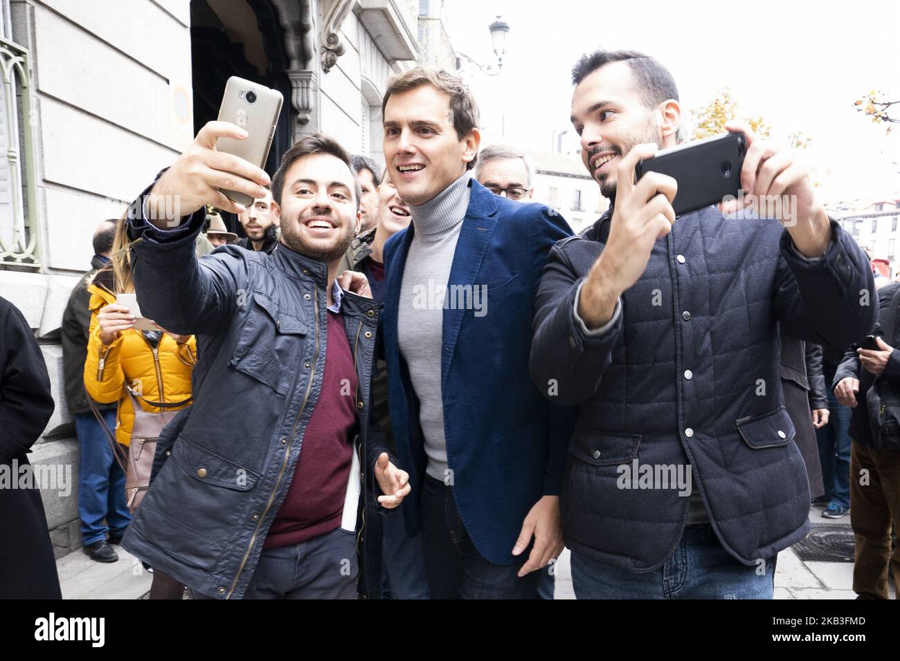 Il presidente di Ciudadanos (cs), ALBERT RIVERA partecipa al rally di 'España Ciudadana' sotto lo slogan ''STOP Sánchez, non i pardoni, elezioni adesso'' il 24 novembre 2018 a Madrid, Spagna (Foto di Oscar Gonzalez/NurPhoto) Foto Stock