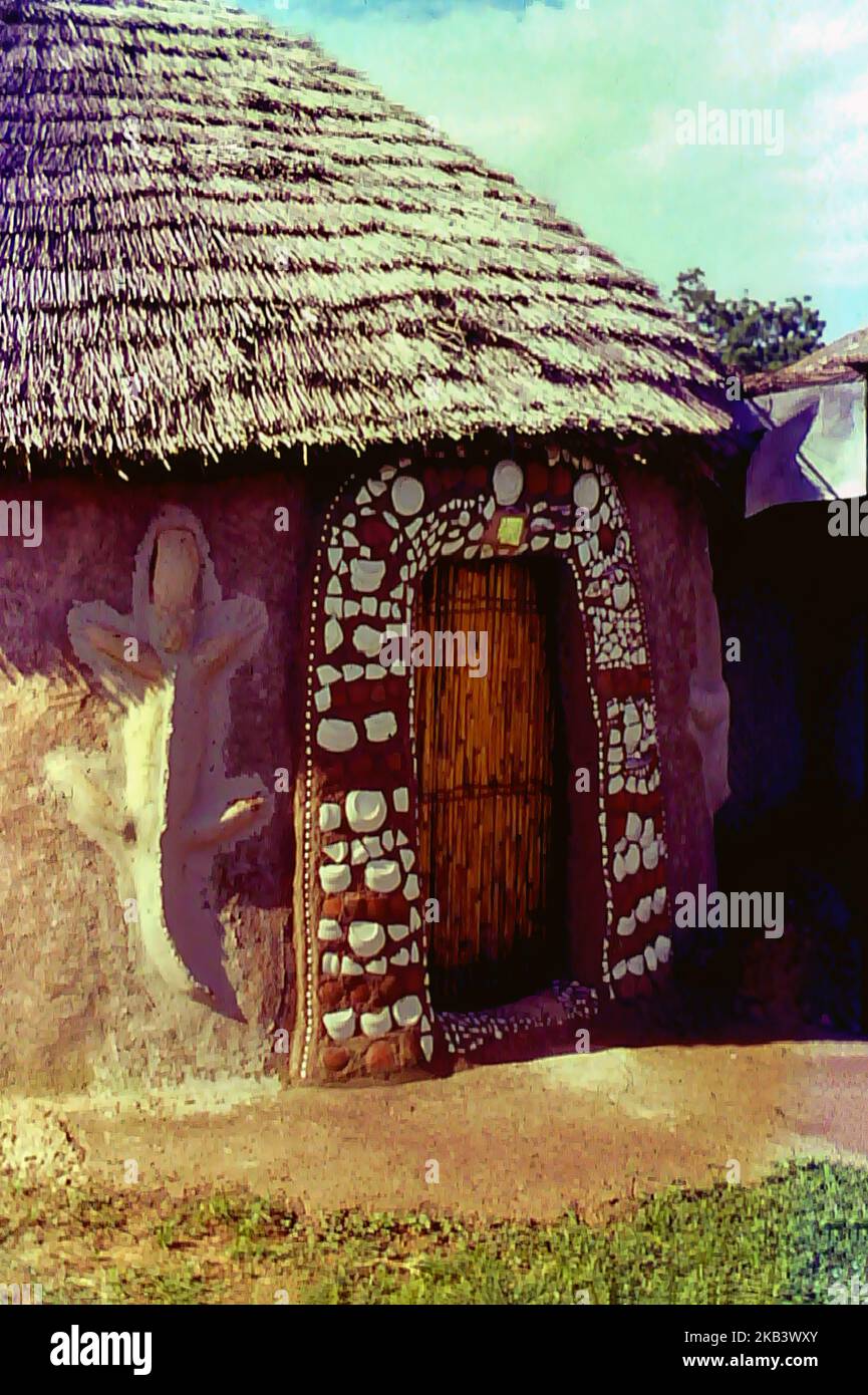 Case tradizionali di Dagomba nella regione settentrionale del Ghana, circa 1959 Foto Stock