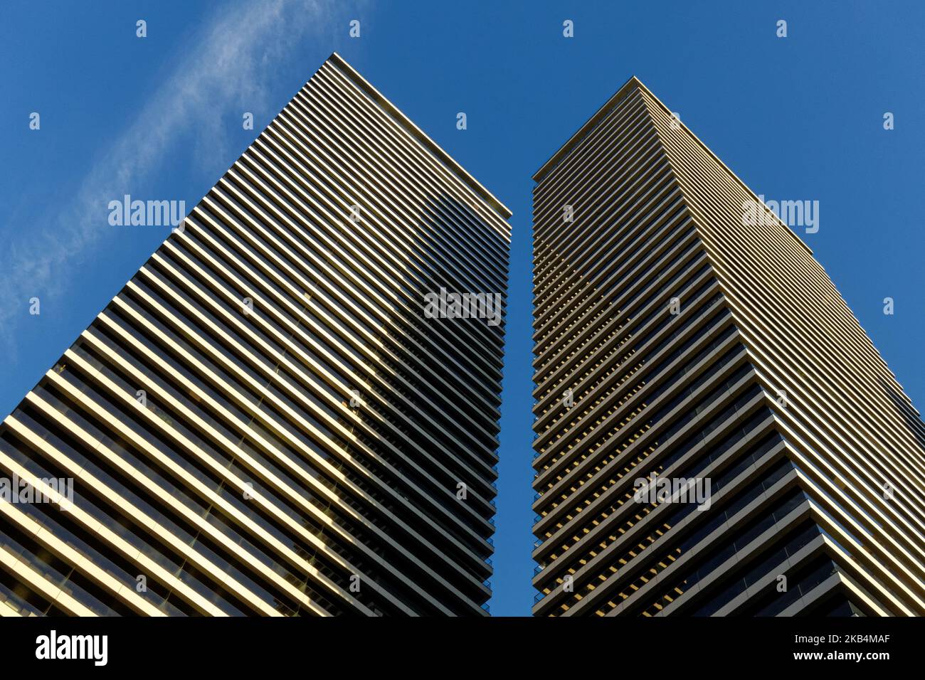 Wardian, grattacieli residenziali a Canary Wharf, Londra Inghilterra Regno Unito Regno Unito Foto Stock