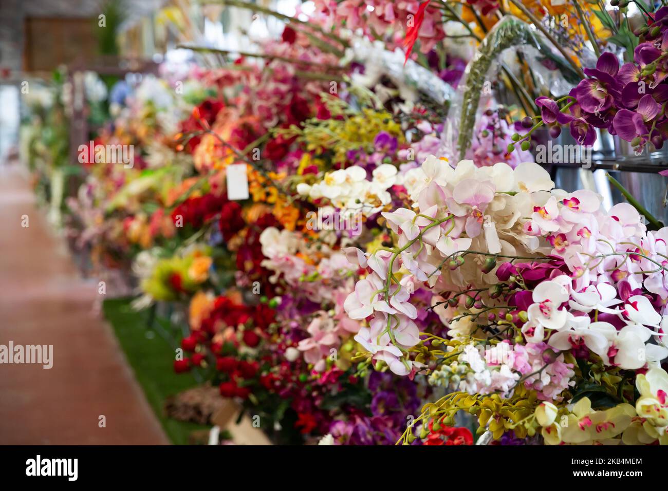 assortimento di fiori artificiali Foto Stock