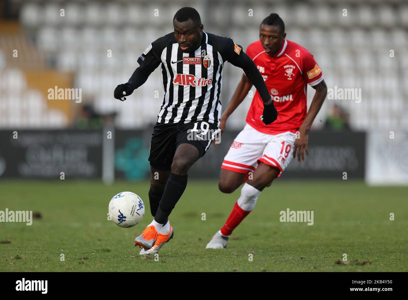 Bright Addae di Ascoli Calcio 1898 FC durante la partita italiana Serie B 2018/2019 tra Ascoli Calcio 1898 FC e A.C. Perugia 1905 allo Stadio Cino e Lillo del Duca il 26 gennaio 2019 ad Ascoli Piceno. (Foto di Danilo di Giovanni/NurPhoto) Foto Stock