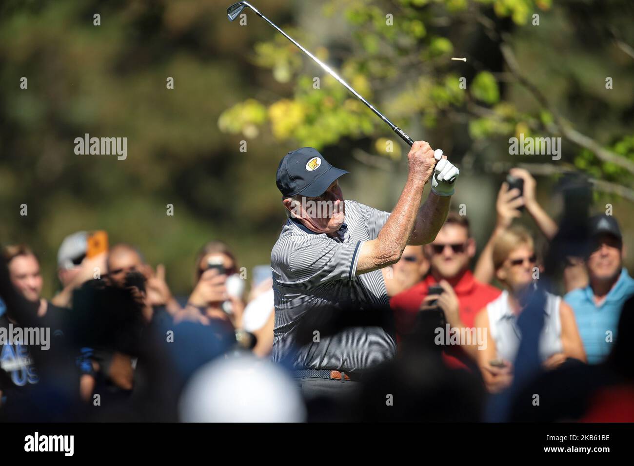 Il golfista in pensione Jack Nicklaus segue il suo colpo dal tee 11th durante un sparo di celebrità alla conclusione del secondo round dell'Ally Challenge presentato da McLaren al Warwick Hills Golf & Country Club, Grand Blanc, MI, USA Sabato, Settembre 14, 2019. (Foto di Jorge Lemus/NurPhoto) Foto Stock