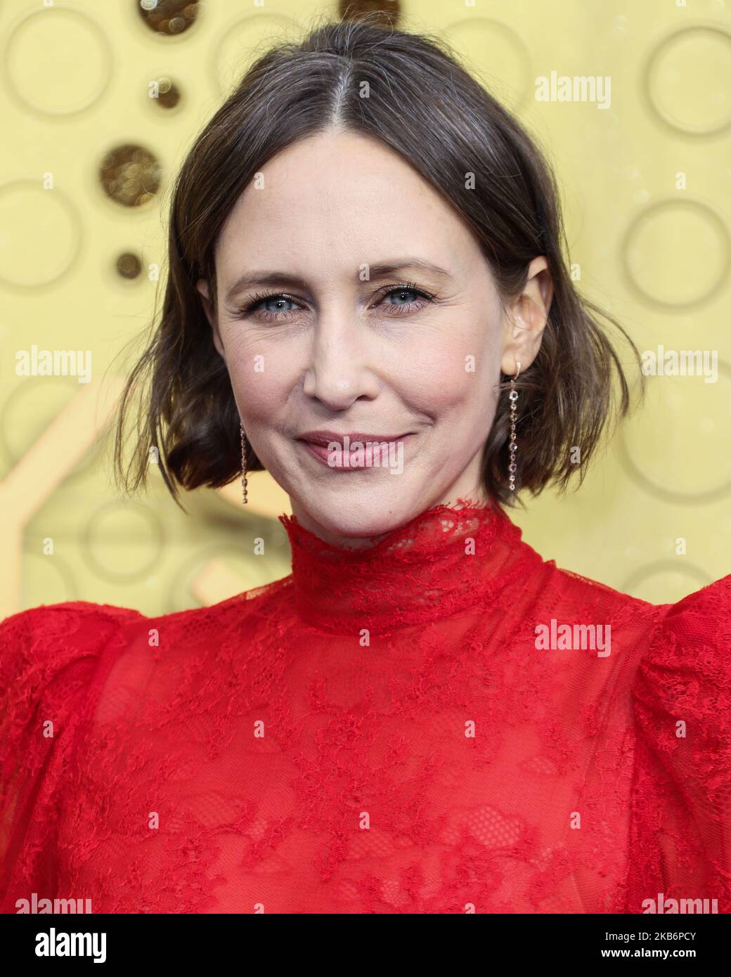 LOS ANGELES, CALIFORNIA, USA - 22 SETTEMBRE: Vera Farmiga arriva al 71st° Primetime Emmy Awards che si tiene presso Microsoft Theater L.A. Live on September 22, 2019 a Los Angeles, California, Stati Uniti. (Foto di Xavier Collin/Image Press Agency/NurPhoto) Foto Stock