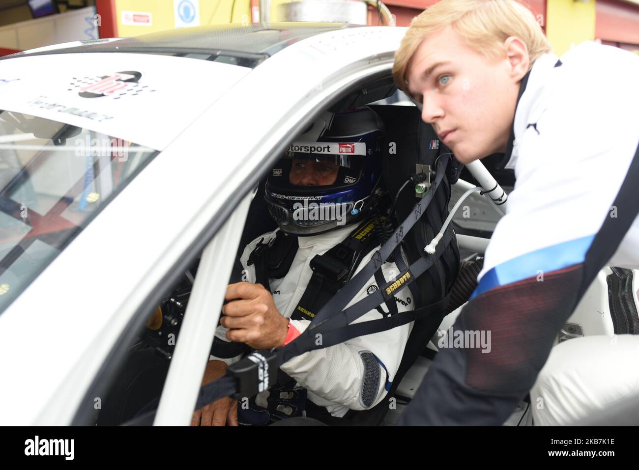 Pilota italiano e campione olimpico Alex Zanardi guida la sua BMW M6 GT3 durante la 7th tappa di Campionato Italiano Gran Turismo sul circuito del Mugello, Scarperia e San Pietro, Firenze, Italia il 4 ottobre 2019. (Foto di Andrea Diodato/NurPhoto) Foto Stock