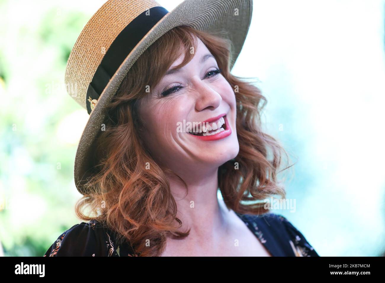 PACIFIC PALISADES, LOS ANGELES, CALIFORNIA, USA - 05 OTTOBRE: Christina Hendricks arriva al 10th° annuale Veuve Clicquot Polo Classic Los Angeles che si tiene a Will Rogers state Historic Park il 5 ottobre 2019 a Pacific Palisades, Los Angeles, California, Stati Uniti. (Foto di Xavier Collin/Image Press Agency/NurPhoto) Foto Stock