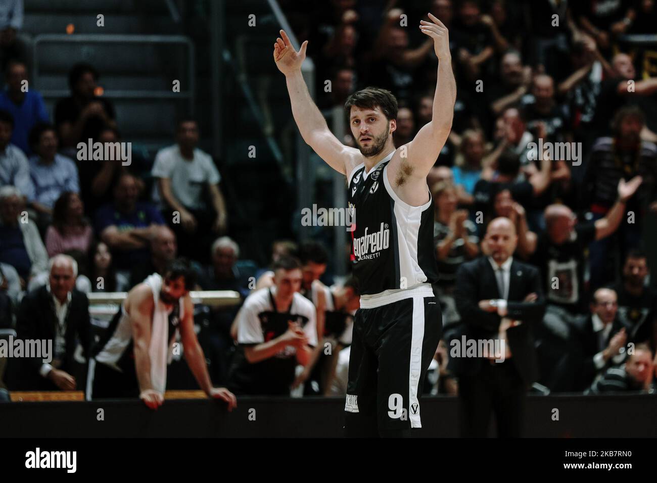 Stefan Markovic durante la Lega Basket Italia di Serie Una partita tra Segafredo Virtus Bologna e Umana Reyer Venezia a PalaDozza il 6 ottobre 2019 a Bologna. (Foto di Emmanuele Ciancaglini/NurPhoto) Foto Stock