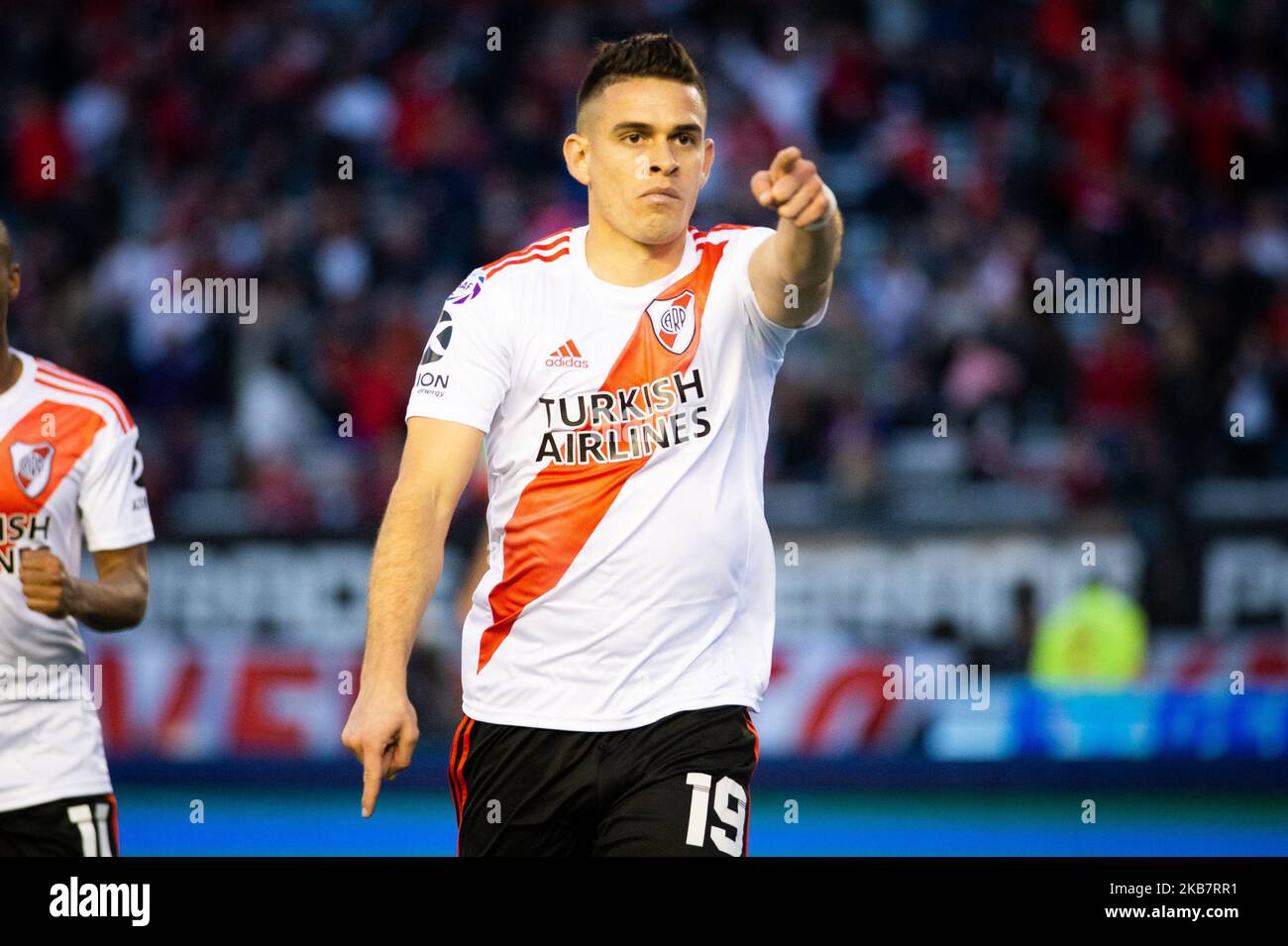 Rafael Santos Borré festeggia il suo gol durante una partita tra River Plate e Patronato come parte della Superliga Argentina 2019/20 all'Estadio Monumental Antonio Vespucio liberi il 06 ottobre 2019 a Buenos Aires, Argentina. (Foto di Manuel Cortina/NurPhoto) Foto Stock