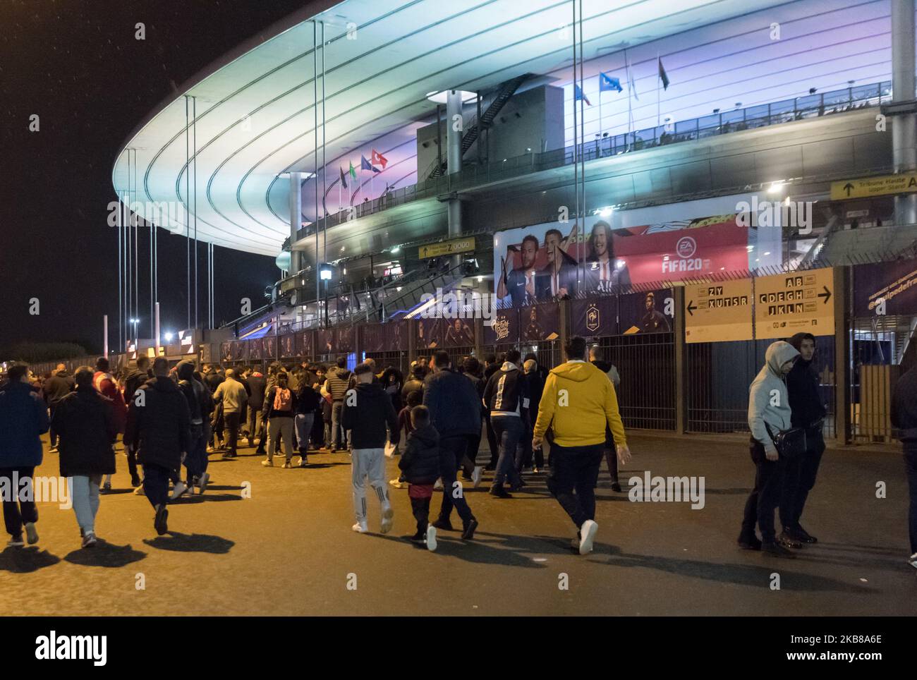 Fotografia d'ambiente prima dell'inizio della partita di calcio del 14 ottobre 2019 tra la Francia e la Turchia allo Stade de France (Parigi / Saint-Denis, Francia) nell'ambito delle qualificazioni Euro 2020, tenuto conto del contesto internazionale (conflitto tra la Turchia e i combattenti curdi), Questa partita è qualificata a rischio dalle autorità che temono trabocamenti e mobilitano 600 poliziotti (Foto di Estelle Ruiz/NurPhoto) Foto Stock