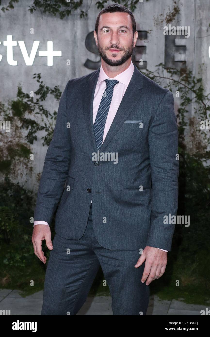 WESTWOOD, LOS ANGELES, CALIFORNIA, USA - 21 OTTOBRE: L'attore Pablo Schreiber arriva alla prima mondiale di 'See' di Apple TV, tenutasi al Fox Village Theater il 21 ottobre 2019 a Westwood, Los Angeles, California, Stati Uniti. (Foto di Xavier Collin/Image Press Agency/NurPhoto) Foto Stock