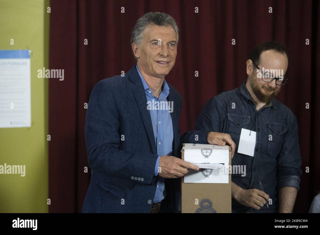 Il candidato presidenziale Mauricio Macri del partito 'Juntos por el Cambio' voterà durante le elezioni presidenziali in Argentina il 27 ottobre 2019 a Buenos Aires, Argentina. (Foto di Matías Baglietto/NurPhoto) Foto Stock