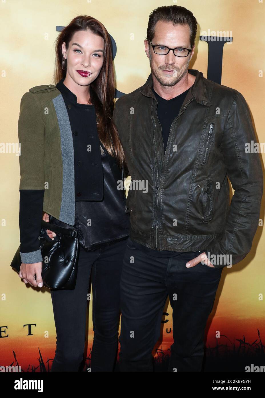 LOS ANGELES, CALIFORNIA, USA - 29 OTTOBRE: Liz Godwin e Jason Lewis arrivano alla Los Angeles Premiere of Focus con la sua "Harriet" che si è tenuta all'Orpheum Theatre il 29 ottobre 2019 a Los Angeles, California, Stati Uniti. (Foto di Xavier Collin/Image Press Agency/NurPhoto) Foto Stock