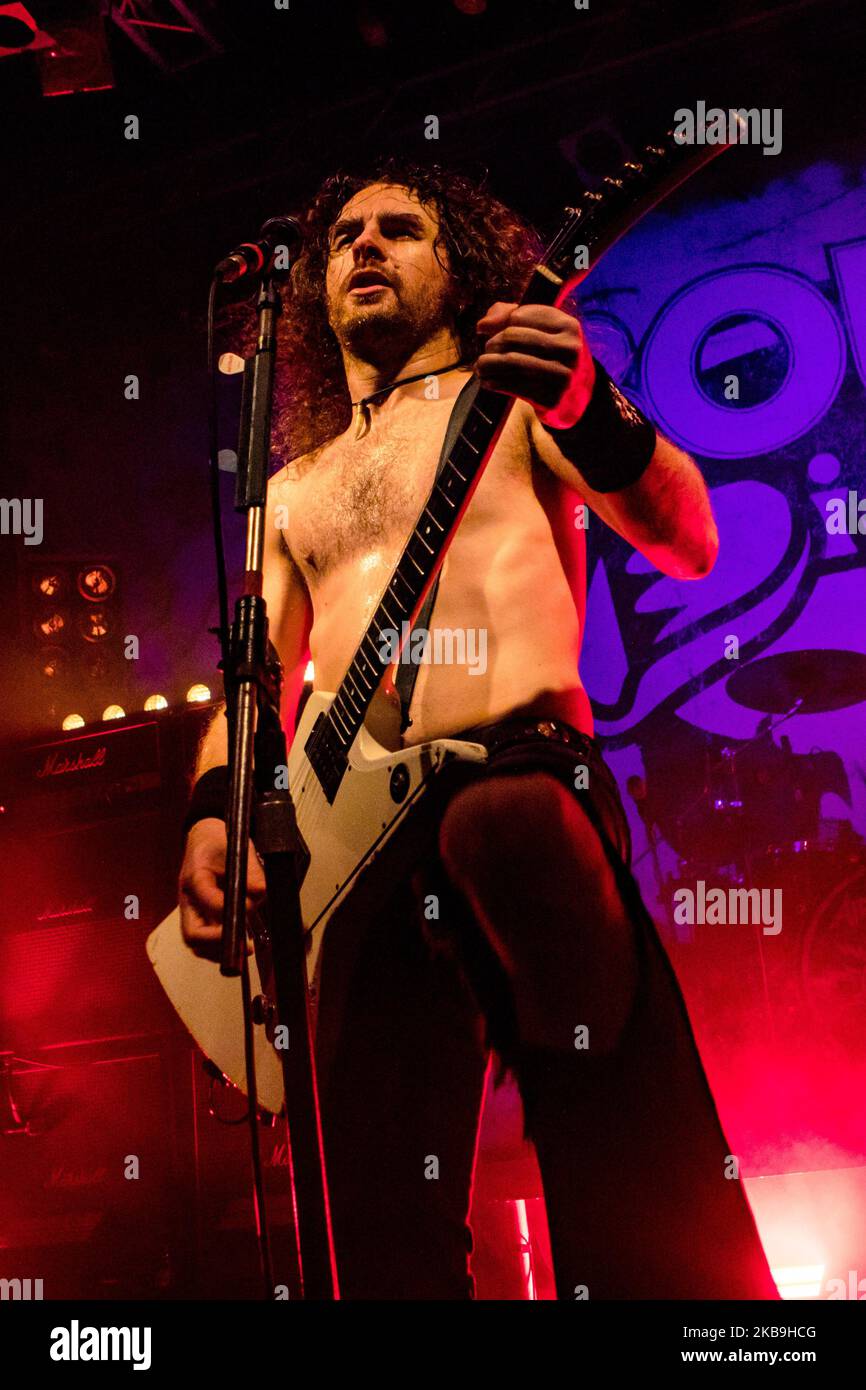 Joel o'Keeffe della band hard rock australiana Airbourne suona ad Alcatraz il 29 ottobre 2019 a Milano. (Foto di Mairo Cinquetti/NurPhoto) Foto Stock