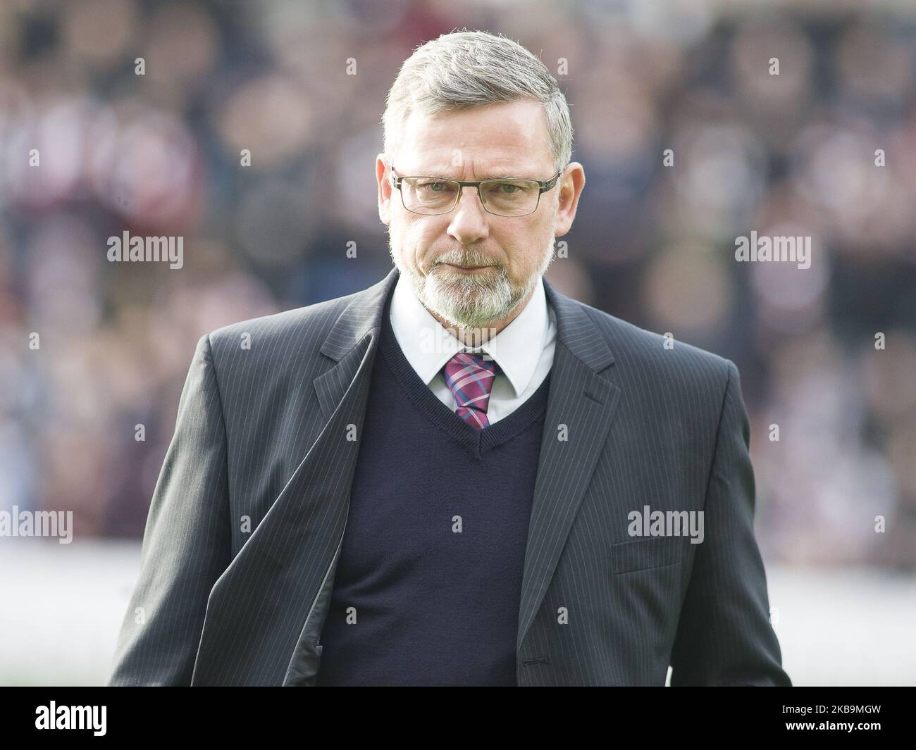 Una foto del file datata 23 febbraio 2019 mostra che il manager di Hearts Craig Levein arriva davanti alla partita della Premier League scozzese tra Hearts e St Mirren al Tynecastle Park il 23 febbraio 2019 a Edimburgo, Scozia. Craig Levein è stato esonerato dai suoi primi compiti manageriali di squadra, Austin MacPhee si prenderà il controllo dei primi affari di squadra, su base provvisoria a partire dal 31 ottobre 2019. (Foto di Ewan Bootman/NurPhoto) Foto Stock