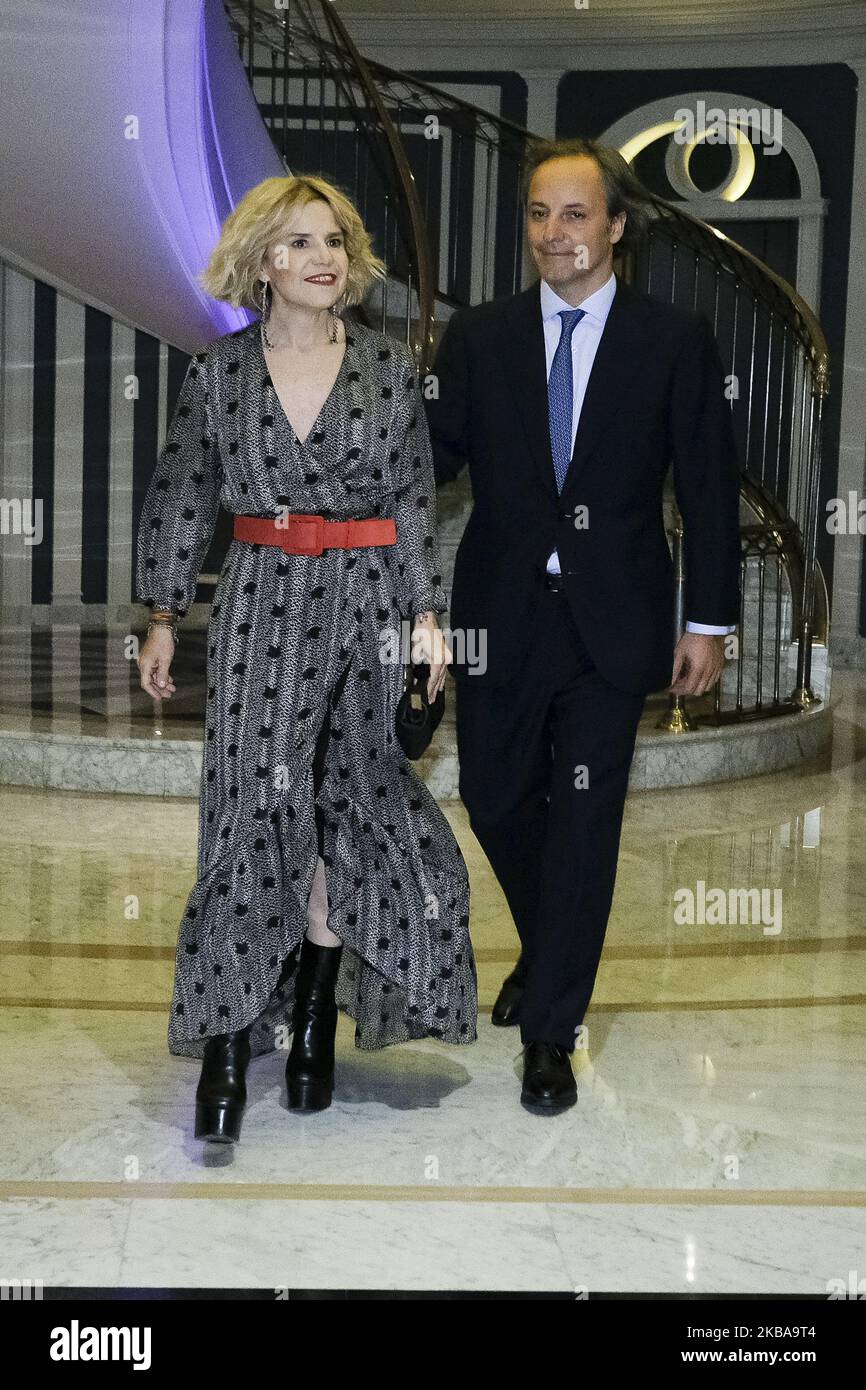 Eugenia Martinez de Irujo e Narcis Rebollo durante Fundación Fotocall evento Querer a Madrid il 07 novembre 2019.Spain (Foto di Oscar Gonzalez/NurPhoto) Foto Stock