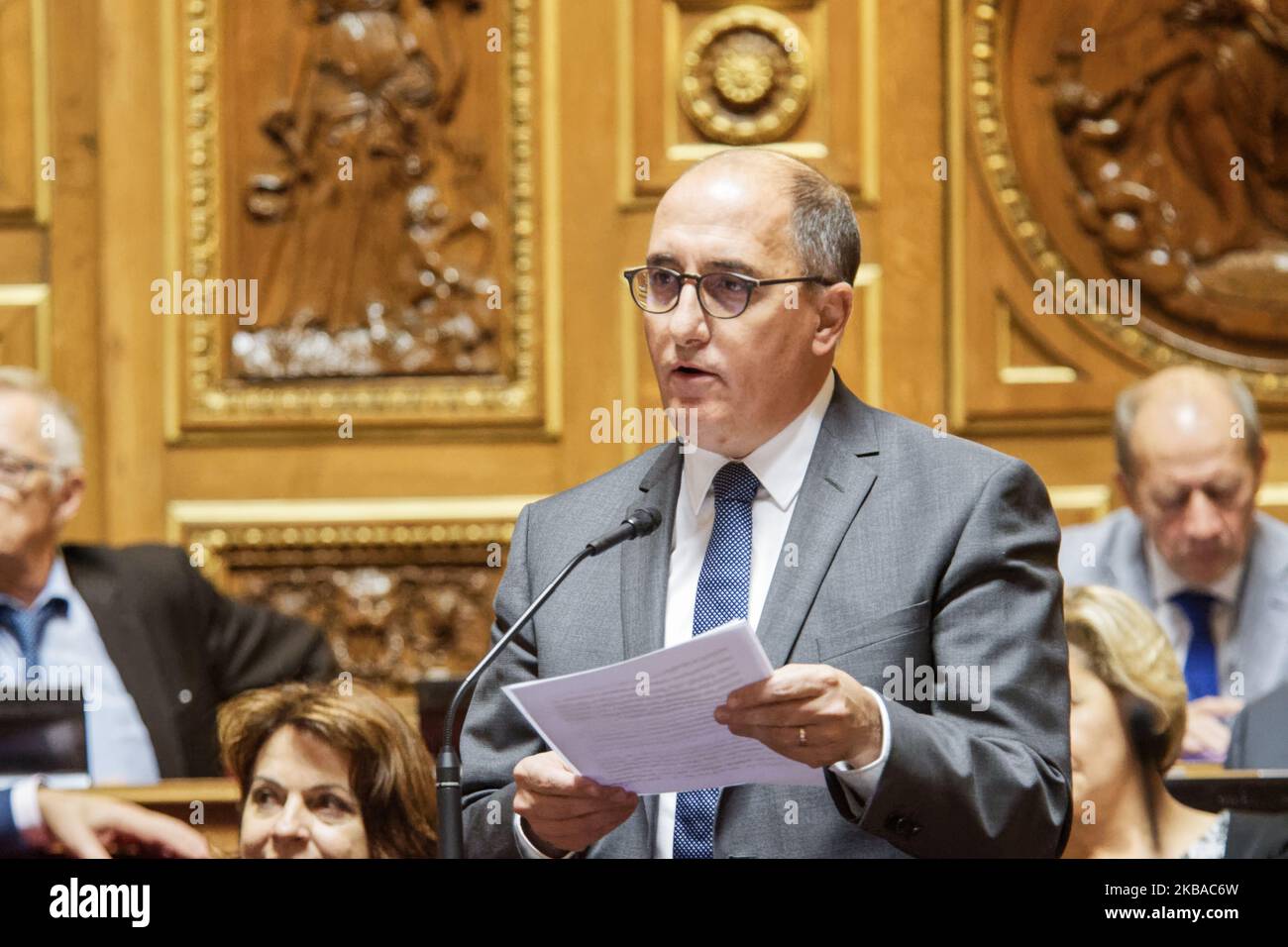 Il senatore Roux Jean-Yves partecipa ad una sessione di interrogazioni al governo al Senato il 06 ottobre 2019 a Parigi, Francia. (Foto di Daniel Pier/NurPhoto) Foto Stock