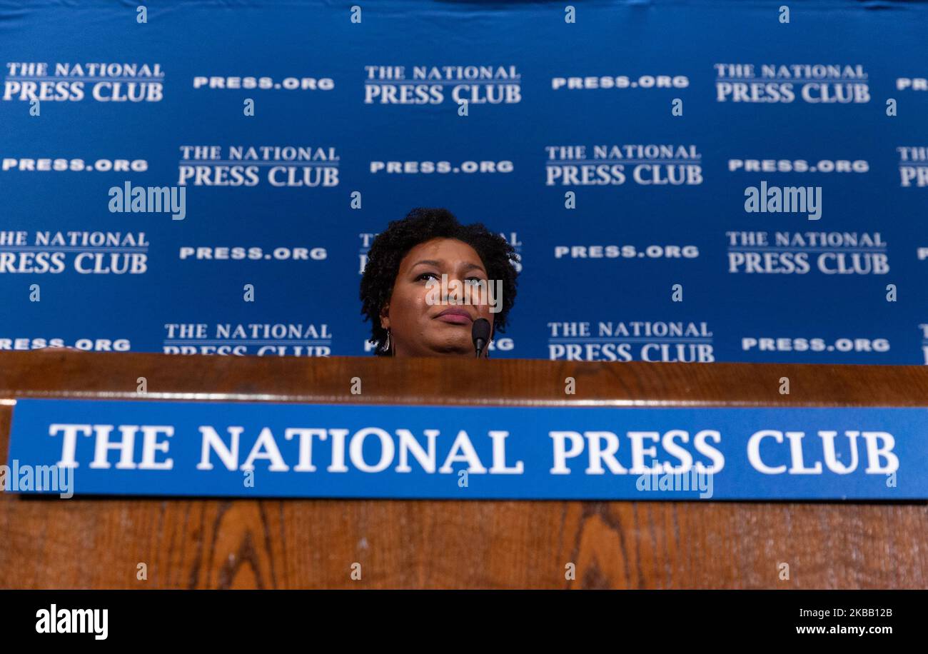 Stacey Abrams, ex leader democratico della Georgia House, parla ai partecipanti al National Press Club Headliners Luncheon a Washington, D.C., venerdì 15 novembre 2019.(Photo by Cheriss May/NurPhoto) Foto Stock