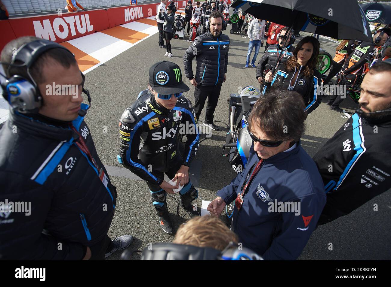 Celestino Vietti (13) Italia e SKY Racing Team VR46 KTM durante la gara del Gran Premio Motul de la Comunitat Valenciana sul circuito Ricardo Tormo il 17 novembre 2019 a Valencia, Spagna. (Foto di Jose Breton/Pics Action/NurPhoto) Foto Stock