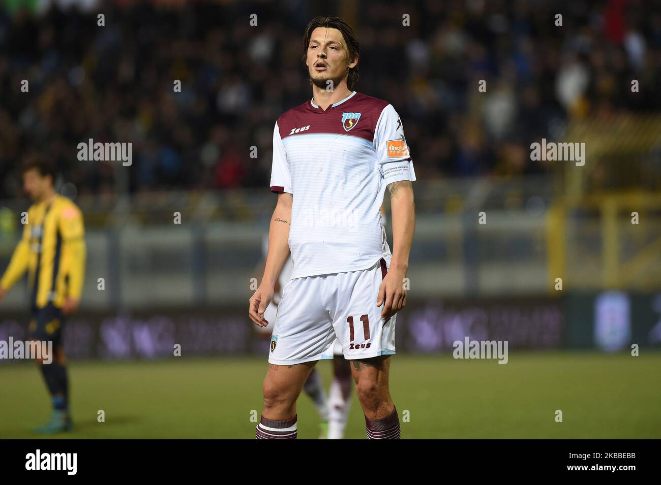 Milano Djuric di US Salernitana durante la partita di Serie B tra Juve Stabia e Salernitana allo Stadio Romeo menti Castellammare di Stabia Italia il 23 novembre 2019. (Foto di Franco Romano/NurPhoto) Foto Stock