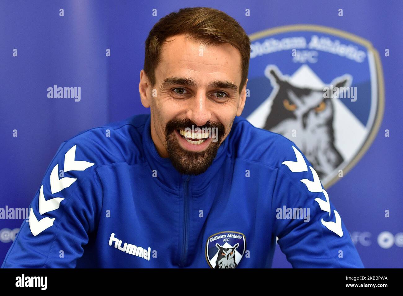 Filipe Morais di Oldham Athletic parla ai media al Boundary Park, Oldham, mercoledì 27th novembre 2019. (Foto di Eddie Garvey/MI News/NurPhoto) Foto Stock