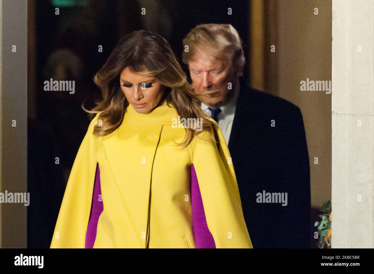 La First Lady MELANIA Trump e il presidente degli Stati Uniti Donald Trump lasciano il 10 Downing Street dopo aver partecipato all'accoglienza dei leader della NATO ospitati dal primo ministro britannico Boris Johnson il 03 dicembre 2019 a Londra, in Inghilterra, in vista del vertice principale che si terrà domani per commemorare il 70th° anniversario della NATO. (Foto di Wiktor Szymanowicz/NurPhoto) Foto Stock