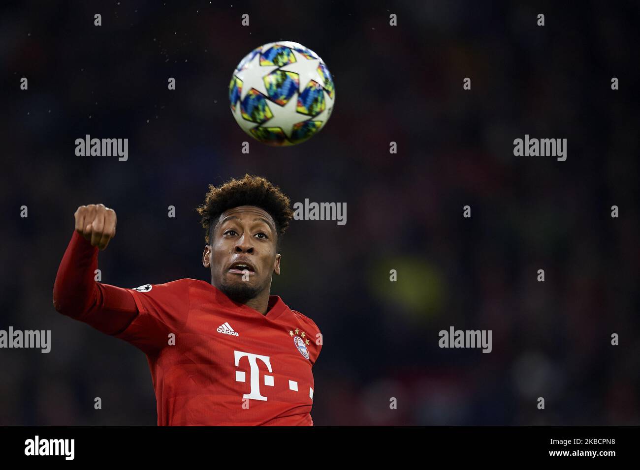 Kingsley Coman del Bayern Monaco controlla la palla durante la partita di gruppo B della UEFA Champions League tra Bayern Muenchen e Tottenham Hotspur alla Allianz Arena il 11 dicembre 2019 a Monaco di Baviera, Germania. (Foto di Jose Breton/Pics Action/NurPhoto) Foto Stock