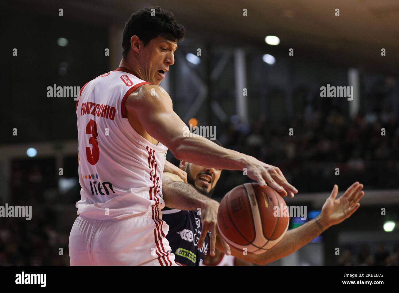 Simone Fontecchio durante la Leca Basket di Serie Un incontro tra Grissin Bon Reggio Emilia e Germani Basket Brescia a Palabigi il 11 gennaio 2020 a Reggio Emilia. (Foto di Emmanuele Ciancaglini/NurPhoto) Foto Stock