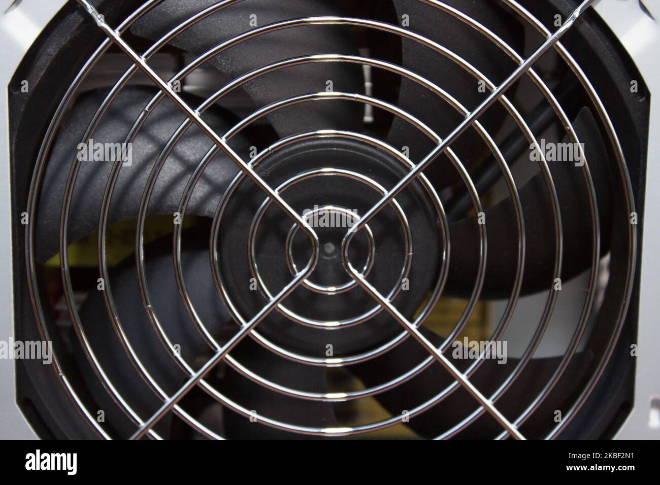 closeup computer raffreddamento ventola di alimentazione nero Foto Stock