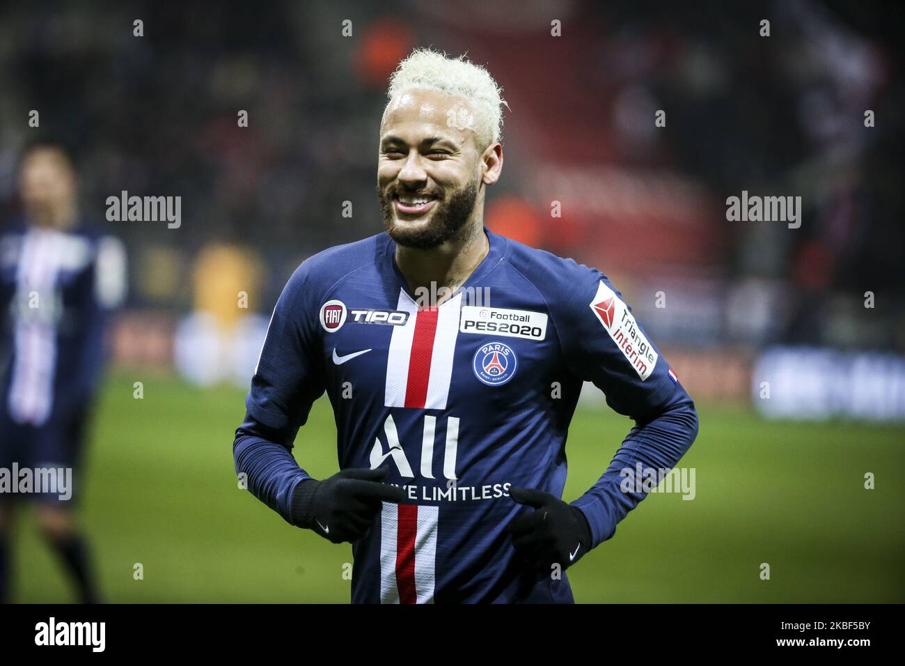 Neymar Junior durante la partita di calcio semifinale della Coppa della Lega francese tra lo Stade de Reims e Parigi Saint-Germain allo stadio Auguste Delaune di Reims il 22 gennaio 2020. (Foto di Elyxandro Cegarra/NurPhoto) Foto Stock